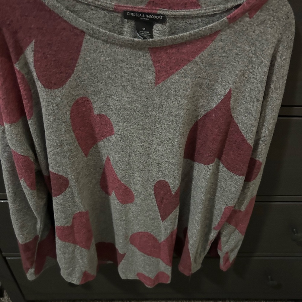 Chelsea & Theodore Gray and pink Heart Sweater